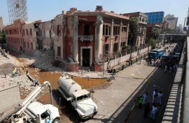 22.01.2016, При взрыве в Каире погибли 10 человек