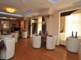 Гостиница «Круиз Kompass Hotel»