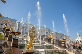 15.05.2019, Петергоф пригласит туристов на праздник фонтанов