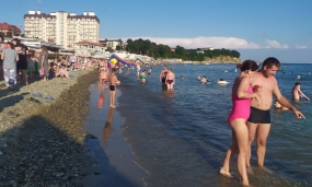 02.08.2022, Названы российские курорты с самым тёплым морем